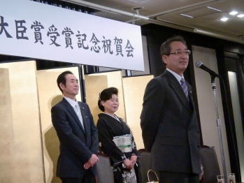 �����񍐎ʐ^